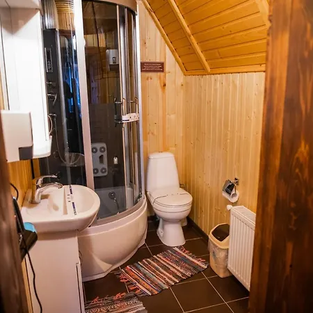 Karpaty Otel 3*