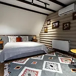Karpaty Hotel 3*